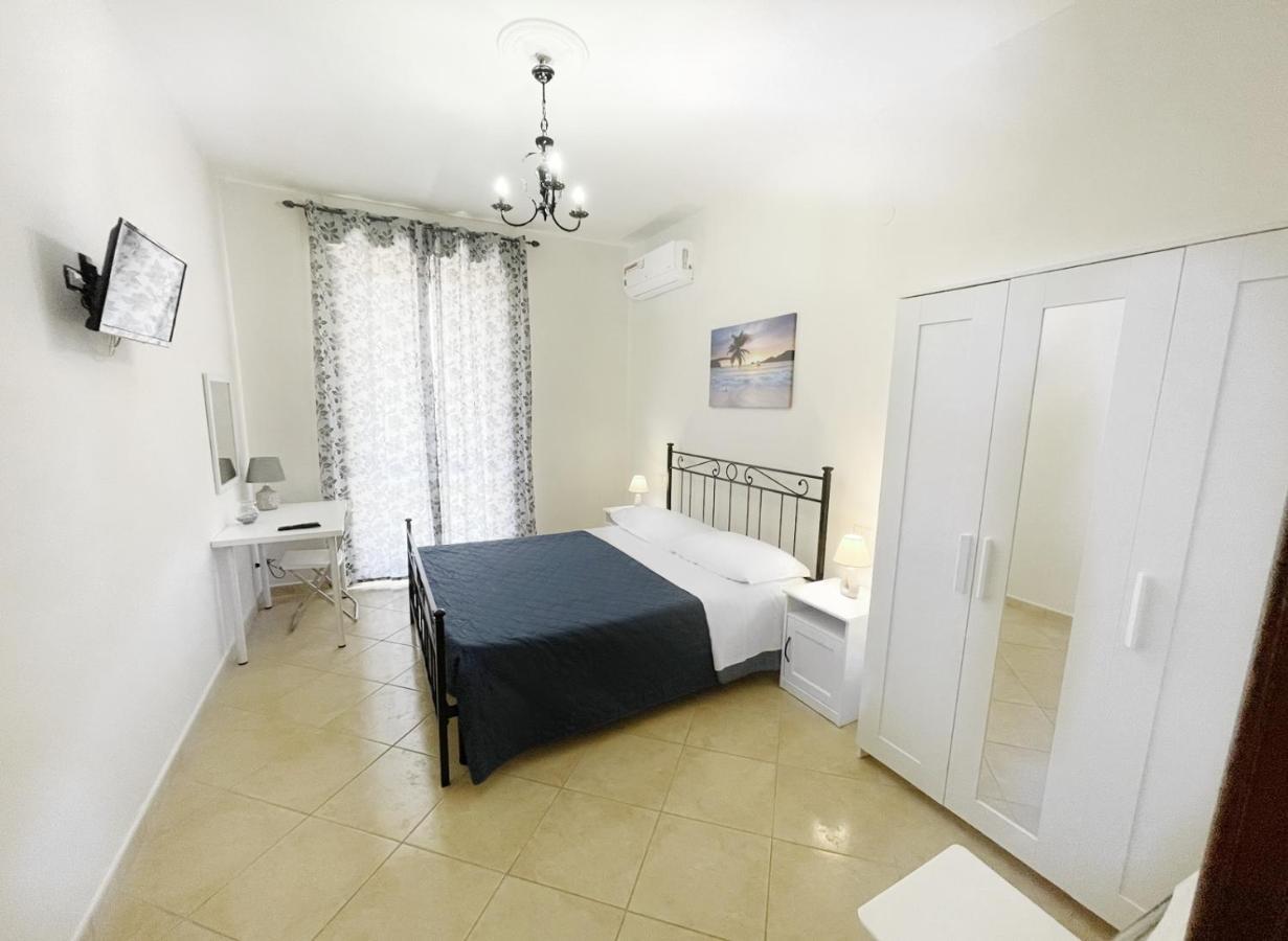 Flavia Apartment Кастелламмаре-ди-Стабия Экстерьер фото