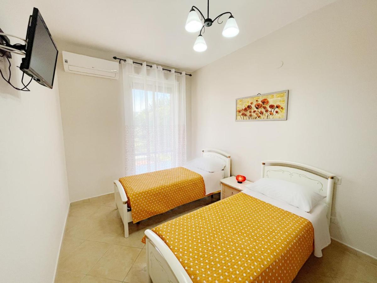 Flavia Apartment Кастелламмаре-ди-Стабия Экстерьер фото