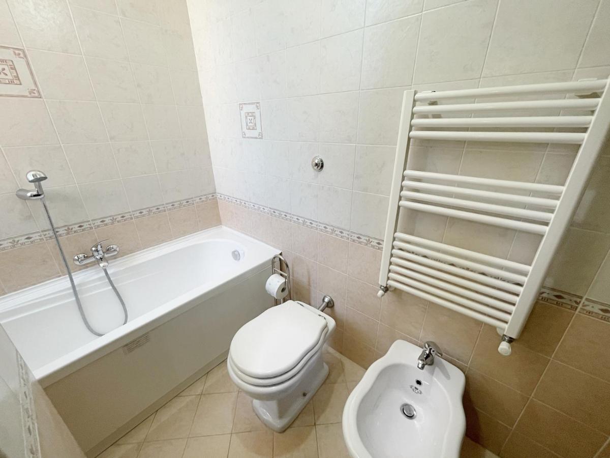Flavia Apartment Кастелламмаре-ди-Стабия Экстерьер фото
