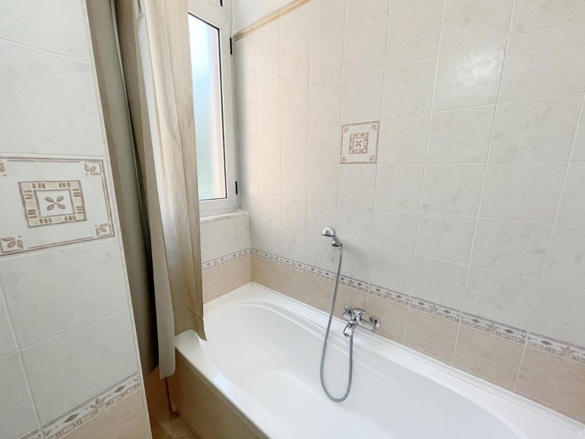 Flavia Apartment Кастелламмаре-ди-Стабия Экстерьер фото